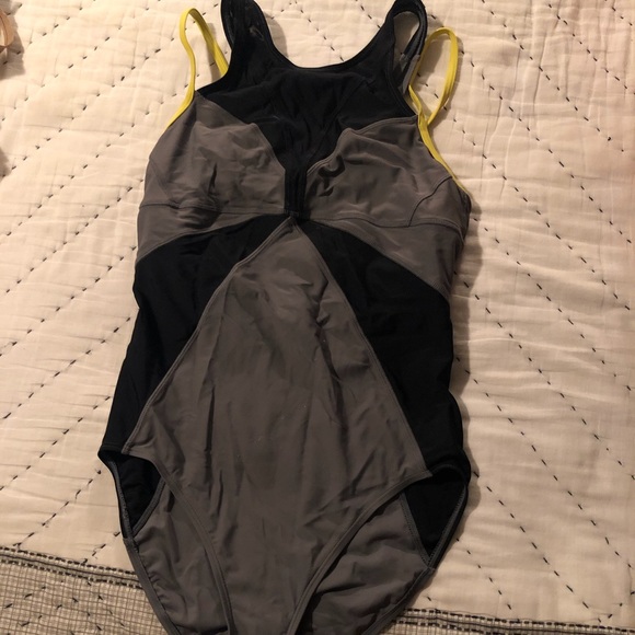 EUC Sweaty Betty Free Dive One Piece Swimsuit - Picture 2 of 6
